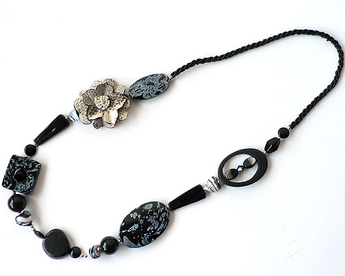 スタイリッシュ・ビーズ・ネックレス6195