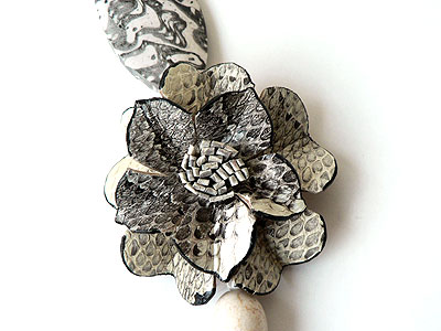 スタイリッシュ・ビーズ・ネックレス6196アップ