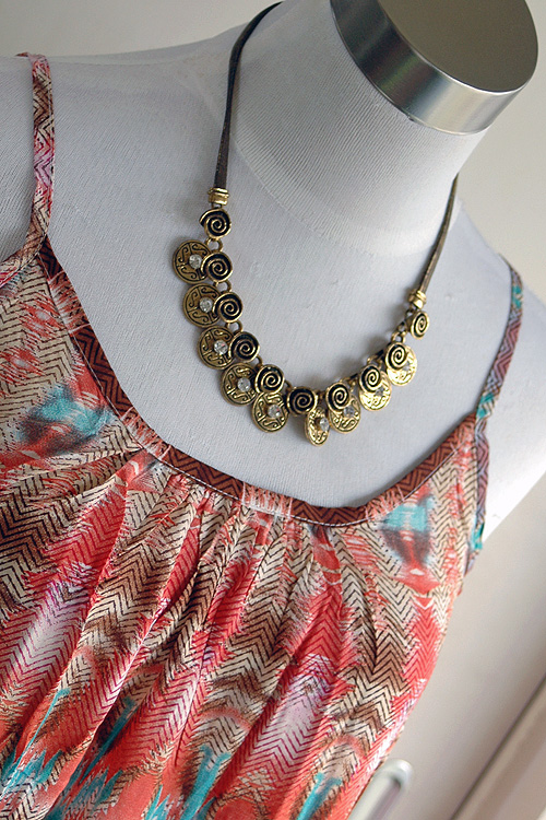 �A���e�B�[�N���u���X�l�b�N���X6253