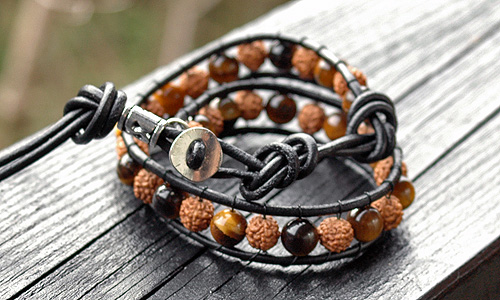 ルドラクシャとタイガーアイのブレスレット・チャンルータイプ6312