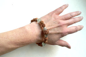 ���h���N�V���ƓV�R�΂̃u���X���b�g6322