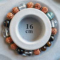 ルドラクシャと天然石のブレスレット6323のサイズ