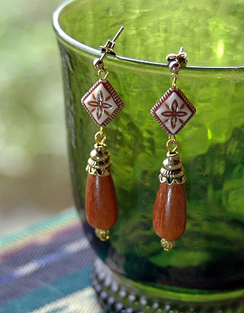 �A�W�A���E�b�h�r�[�Y�̃s�A�X6394A