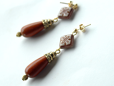 �A�W�A���E�b�h�r�[�Y�̃s�A�X6394A