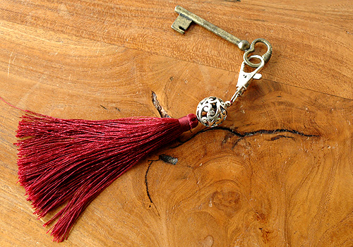 キーリングタッセルチャームワイン6408E