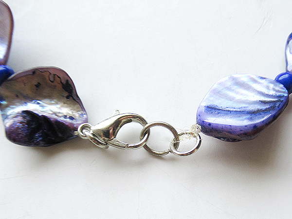 天然シェルネックレスの留め金具