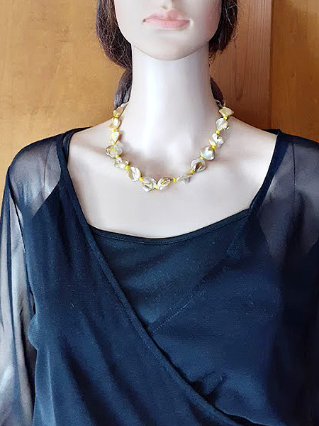 天然シェルネックレス6427G