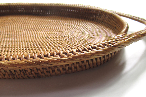 バリ島アタのトレイ