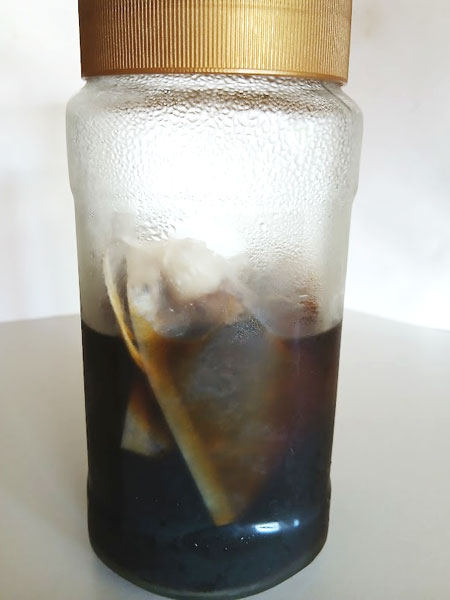 コーヒーが抽出される