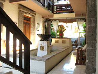 アビアンビウの部屋