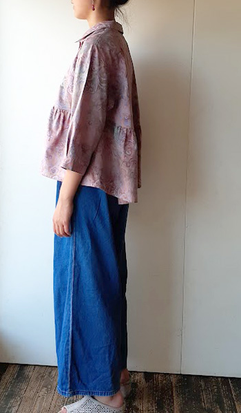 バティック・ギャザーブラウス横から