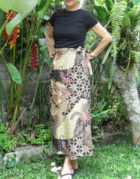 バティック巻きスカート