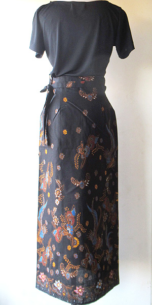 バティック巻きスカート70077J後ろ