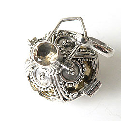 ガムランボール・バスケットタイプ・シトリン前から