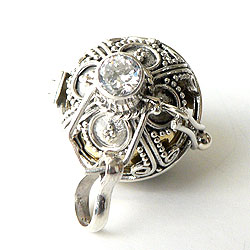 ガムランボール・バスケットタイプ・ジルコニア前から