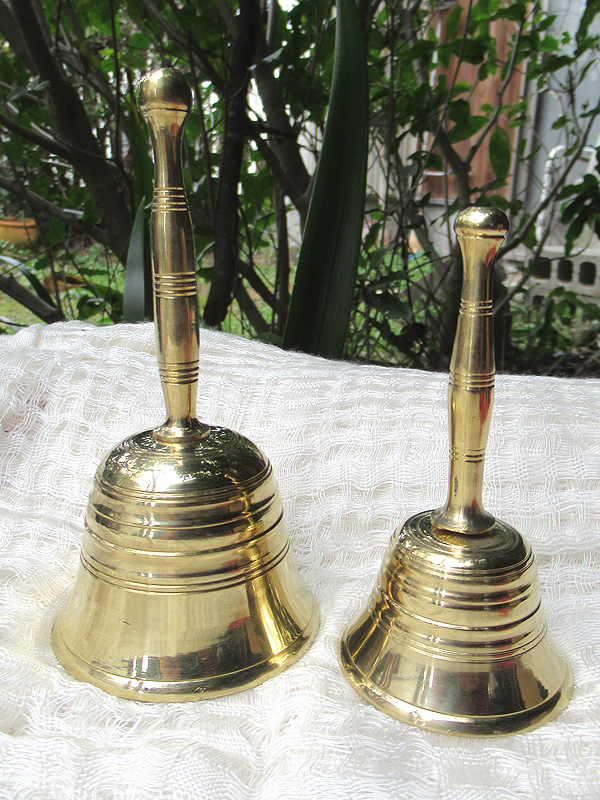 ヒーリング・ベル80001Aと80001B