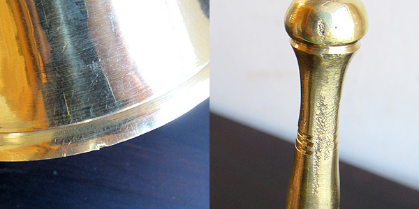 ヒーリング・ベル真鍮の傷