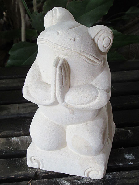 石像カエルお祈り・アウトレット11214F