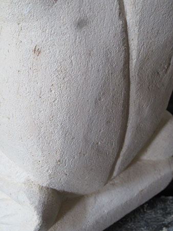 石像カエルお祈り・アウトレット不具合箇所