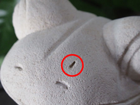 石像カエルお祈り・アウトレット不具合箇所