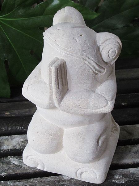 石像カエルお祈り・アウトレット11214Q