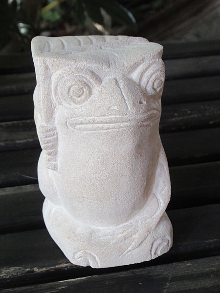 ハスの葉を傘にしたカエル・アウトレット