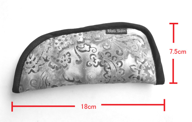 スタンプバティックのメガネケースサイズ