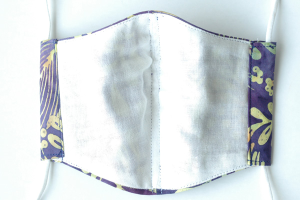 バリのバティック・マスク大、裏はダブルガーゼで肌ざわり抜群