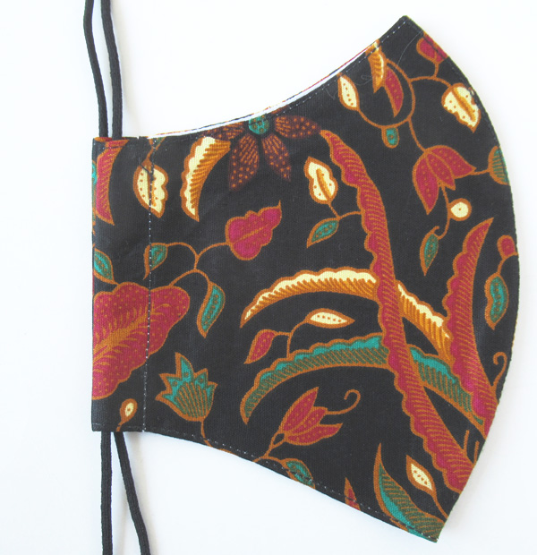 バリのバティック・マスク