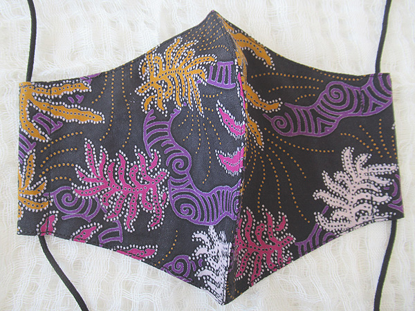 バリのバティック・マスク