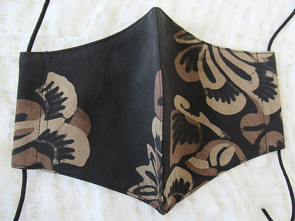 バリのバティック・マスク