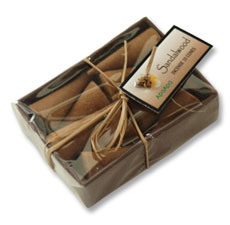 バリのコーン型お香サンダルウッド