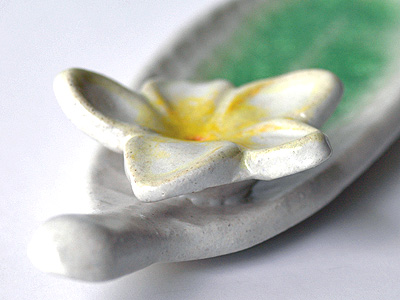 お香立てフランジパニ6541花の部分