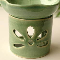 ロータスのアロマポット