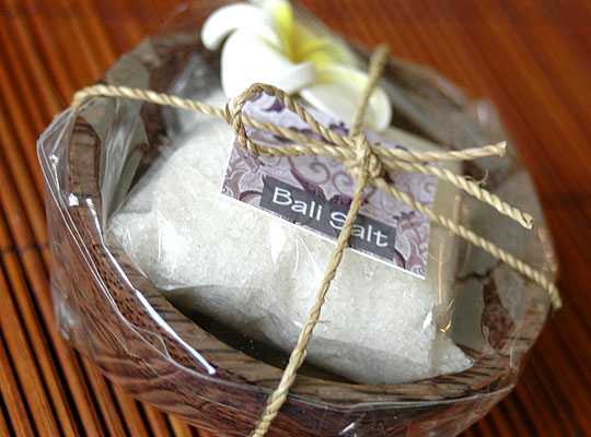 �o���̉��R�R�i�b�c�{�E������