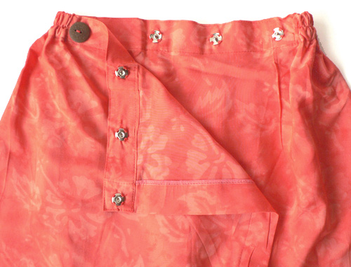 レーヨン・バティック・エステ・ラップガウン30275前あき