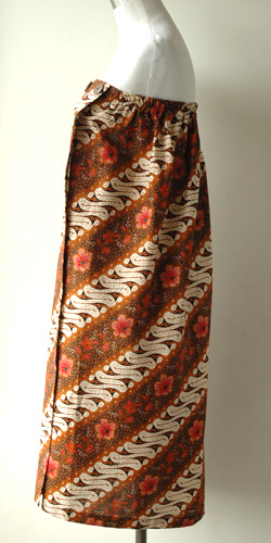 コットン・プリントバティック・エステ・ラップガウン30322A横