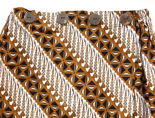 コットン・プリントバティック・エステ・ラップガウン30343前あき