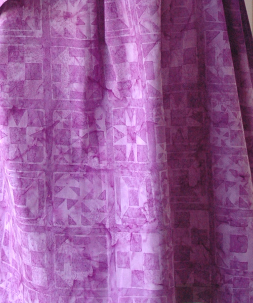 コットンバティック・バスローブ30377柄のアップ