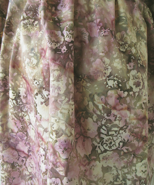 コットンバティック・バスローブ30403柄のアップ