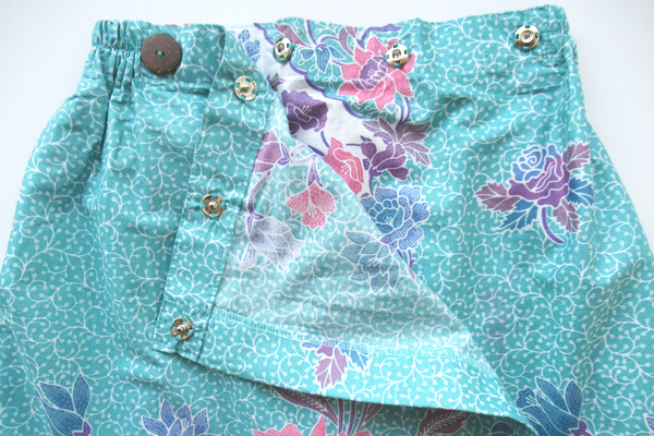 スナップ開きで開閉が楽