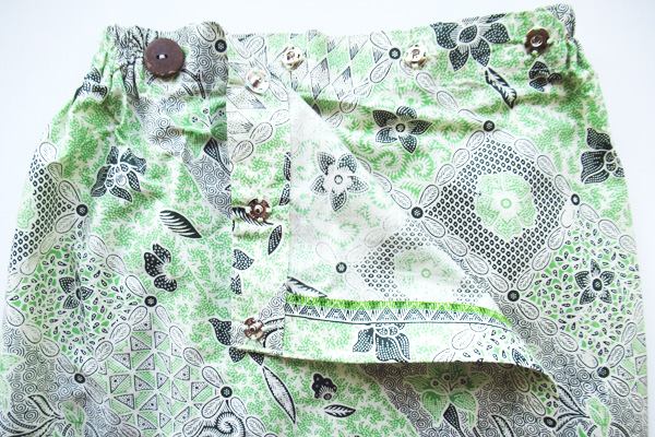 スナップ開きで開閉が楽