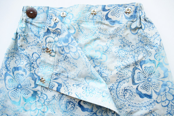 スナップ開きで開閉が楽