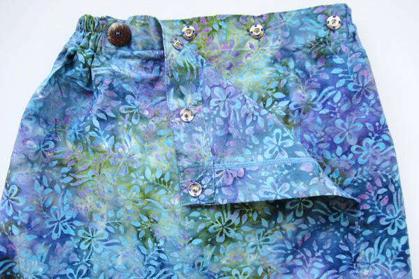 スナップ開きで開閉が楽