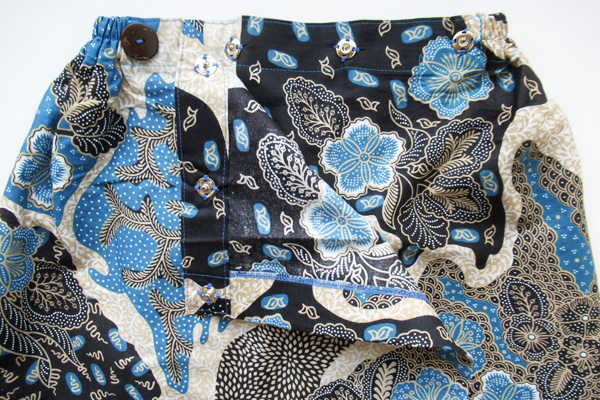 スナップ開きで開閉が楽