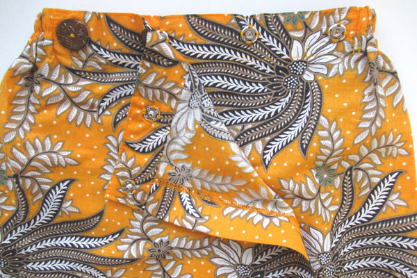 スナップ開きで開閉が楽