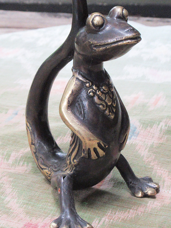 トッケーのキャンドルスタンド60363トッケーのアップ横から