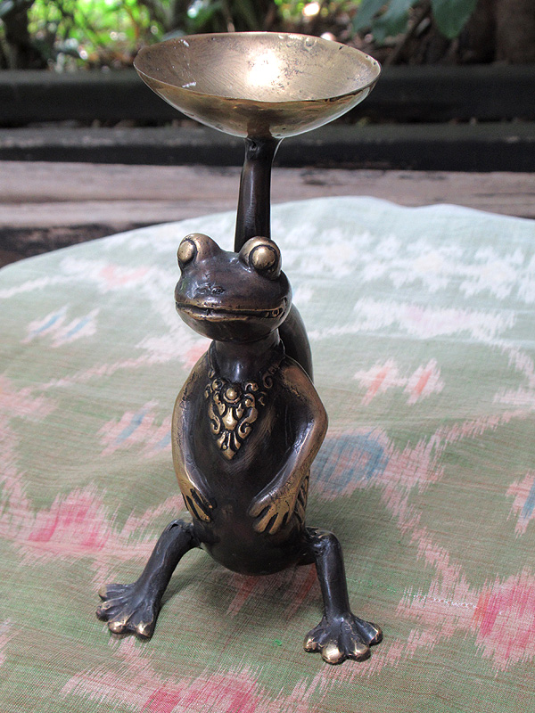 トッケーのキャンドルスタンドトップ画像